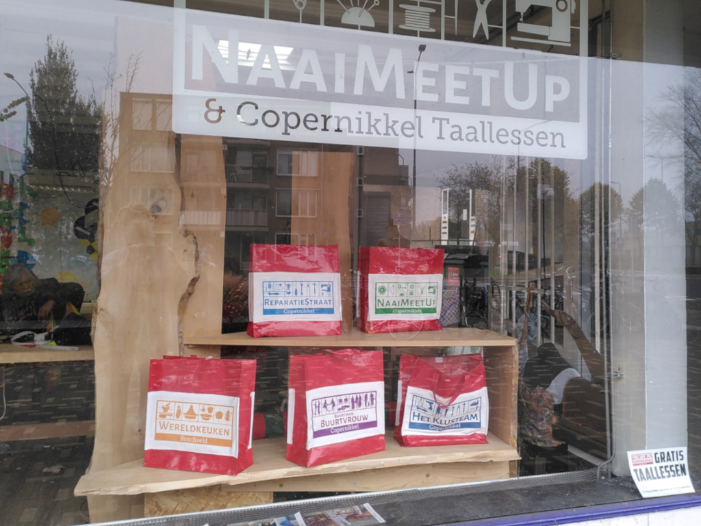 Etalage NaaiMeetUp, Copernicuslaan 324, 's-Hertogenbosch