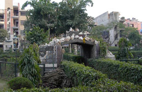 Monument or statue ?